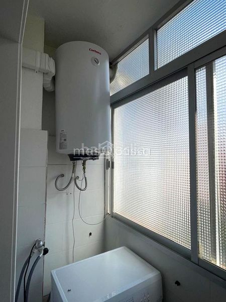 Foto 6cff03dd-418e-46e3-ae44-a727aafee3ea. Piso  a 1 min. del nuevo mercadona en Huerta Fava-Santiago Línea de la Concepción (La)