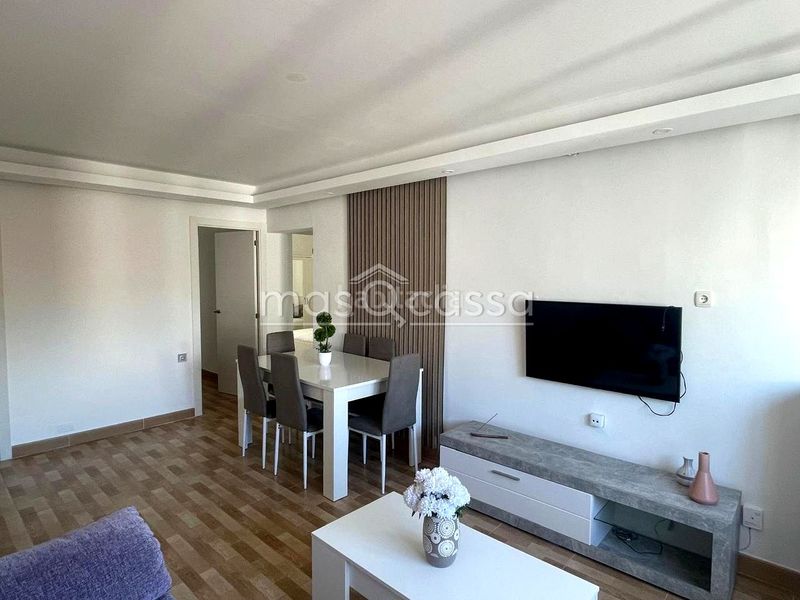 Foto bcd804d3-5b06-49ae-b8cd-69d424984789. Piso  a 1 min. del nuevo mercadona en Huerta Fava-Santiago Línea de la Concepción (La)