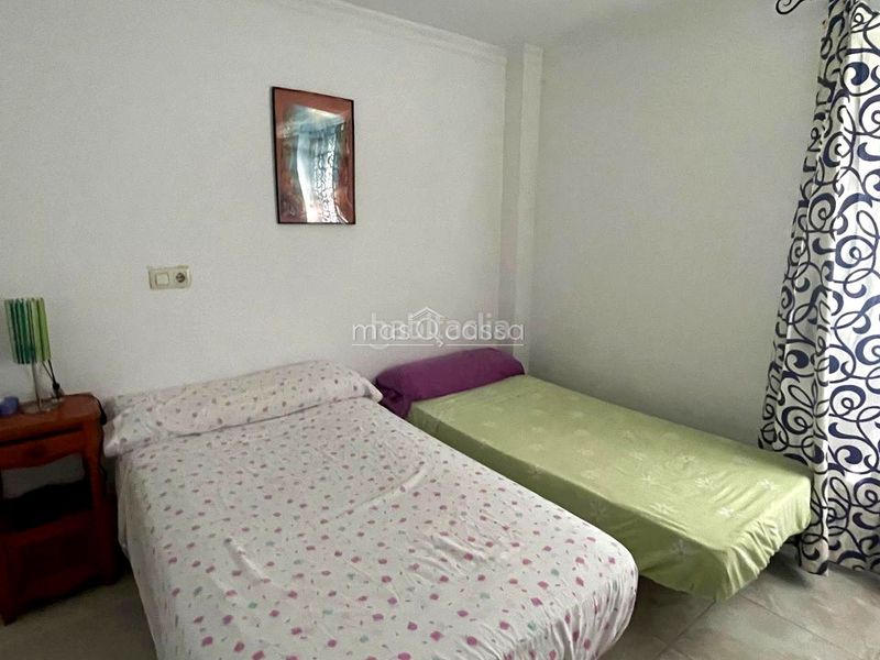 Foto 00d0407b-8ff3-40de-99a7-512fae92be2a. Affitto piano terra in San José-San Bernardo Línea de la Concepción (La)