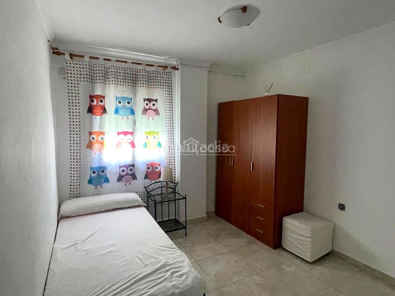 Foto 0827257e-0b03-4368-aede-620ca540ef94. Affitto piano terra in San José-San Bernardo Línea de la Concepción (La)