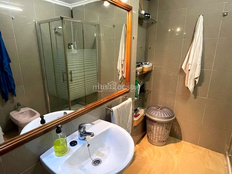 Foto 6bc13e0a-d0e6-40ea-963a-c5796ad80d10. Affitto piano terra in San José-San Bernardo Línea de la Concepción (La)