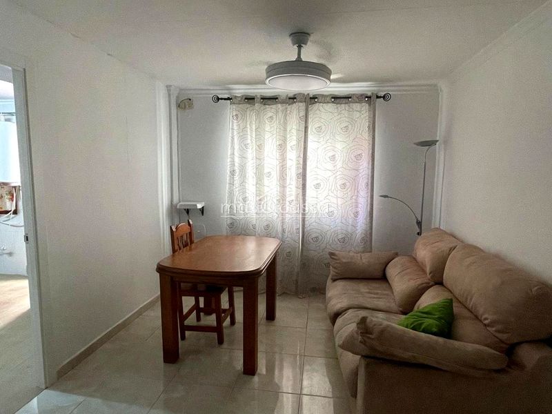 Foto c478d427-3002-4920-ae21-680489aa5d67. Affitto piano terra in San José-San Bernardo Línea de la Concepción (La)