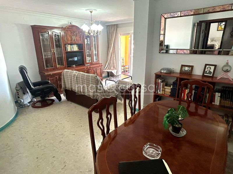 Foto e6174496-3186-4dd9-92d6-66602f017046. Lloguer pis a Centro-San Felipe-Huerta Fava Línea de la Concepción (La)
