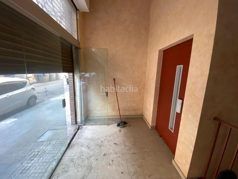 Foto 52f42ddb-d34b-4726-96ce-c8b74ad7bf7b. Alquiler local comercial local anselm clave en Centre Mollet del Vallès