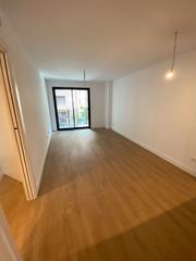 Miete Etagenwohnung  Carrer de girona. Girona
