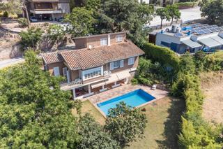 Casa  Passeig vilanova. Casa  can vilanova