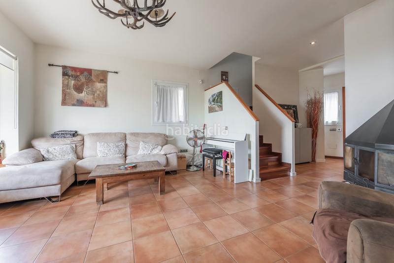 Foto 83071823-d301-4f1b-85f8-e6f69923f02e. Casa adosada casa en venta en cànoves i samalus en Cànoves i Samalús