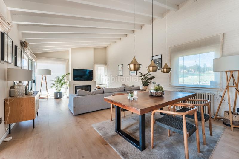 Foto c9d298f2-615e-424b-aeea-d34edc878aeb. Miete chalet mit kamin heizung parking pool in Franqueses del Vallès (Les)