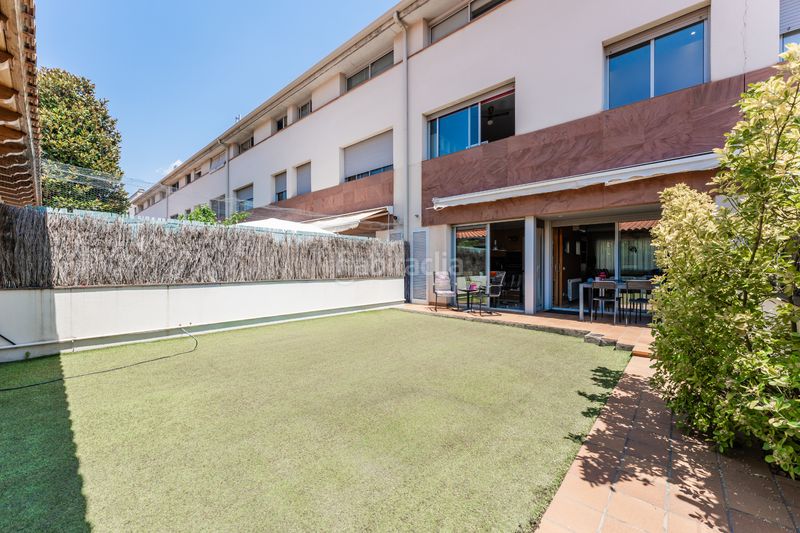 Foto ac04aa73-306d-4fcc-a886-3cb84e5f344c. Casa adossada amb xemeneia calefacció aparcament a Garriga (La)