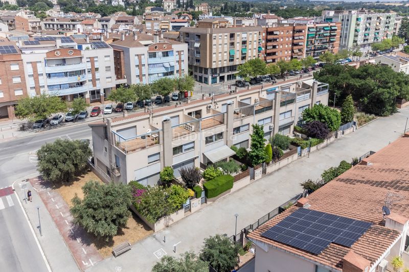 Foto 91e59197-d7be-4651-b958-95e0f431510a. Casa adossada amb xemeneia calefacció aparcament a Garriga (La)