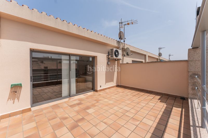 Foto d8c7b299-9cb3-423d-bcca-efd6ff4d8ca8. Casa adossada amb xemeneia calefacció aparcament a Garriga (La)