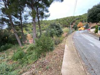 Terreny residencial  Carrer tomàs breton. Solar en venta