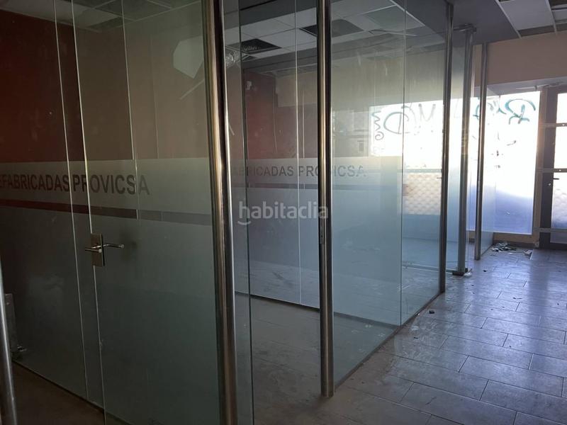 Foto 20739352-59d6-4c0d-8181-7c2be882459f. Local comercial  en venta en la calle jerez, en Terrassa