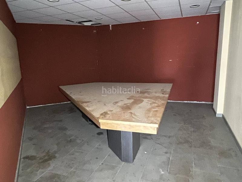 Foto da00303b-bba8-4f80-b2c5-f0d12b3e6e33. Local comercial  en venta en la calle jerez, en Terrassa