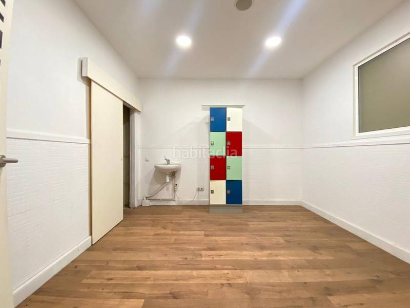 Foto bc0ab6bf-b4ba-446f-82eb-0611e22aa1b0. Casa con amplio patio y local en Vallparadís - Antic Poble de Sant Pere Terrassa
