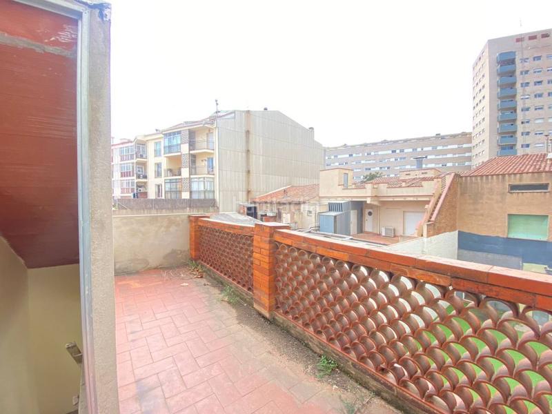 Foto cb65a72e-1d78-4628-a9ca-0f1264d86017. Casa con amplio patio y local en Vallparadís - Antic Poble de Sant Pere Terrassa