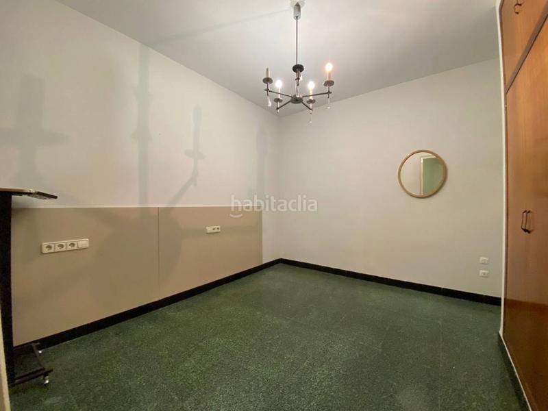 Foto e5cd4923-ae88-4e72-acbc-0bfeba2a51fd. Casa con amplio patio y local en Vallparadís - Antic Poble de Sant Pere Terrassa