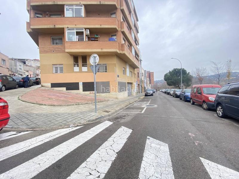 Foto 2daab46f-0e48-474a-be70-efd1fc51e032. Local comercial amplio en Can Palet Terrassa