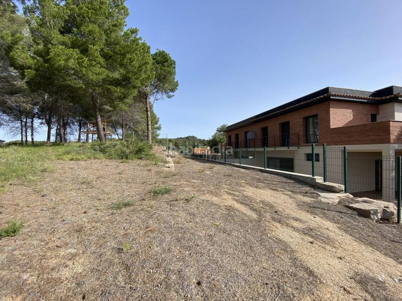 Foto 6032c3a8-e8ca-4dc9-bc0f-cb4f06bb5421. Casa aparellada amb calefacció aparcament a Sant Muç Rubí