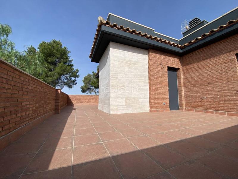 Foto 7f80a5e3-5984-4273-92c3-2e806fea253e. Casa aparellada amb calefacció aparcament a Sant Muç Rubí