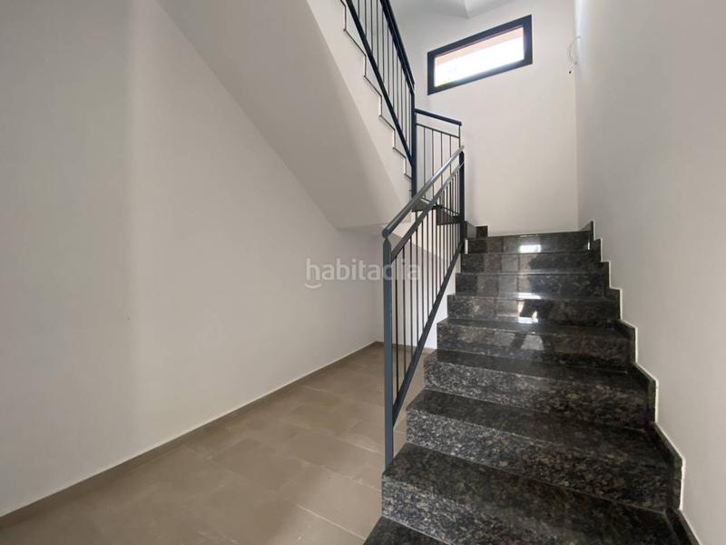 Foto e9e6da98-9a36-4438-a0e3-6548568d882e. Casa aparellada amb calefacció aparcament a Sant Muç Rubí