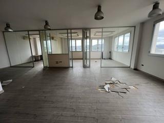 Office space  Electricitat. Oficina en venta en rubi