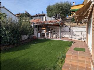 Maison à Vacarisses. Con amplio jardín