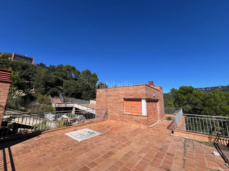 Foto cb5c42d2-2c34-40e0-88dc-bdc8ed84afff. Casa amb aparcament a Matadepera