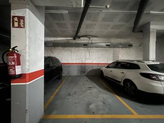 Parking coche en Doctor salvà 102. Venta de garaje en terrassa