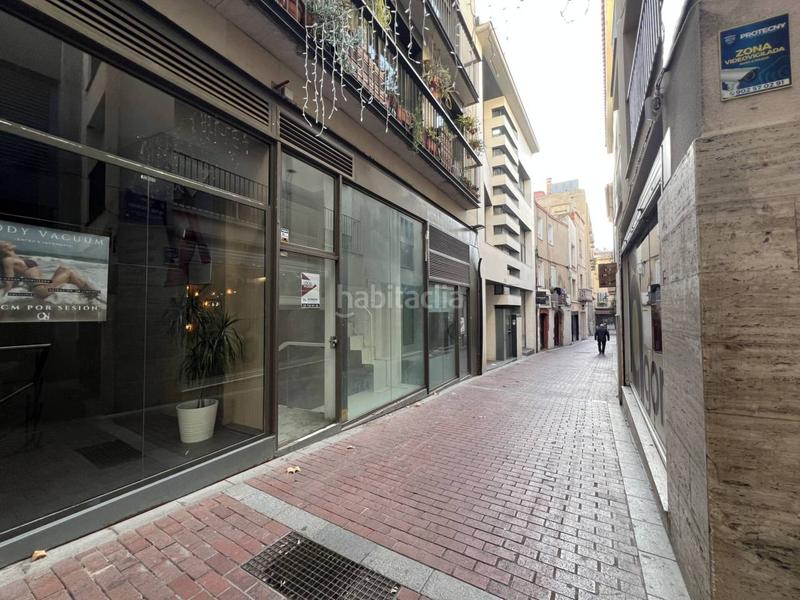 Foto 12f8cb3a-21b5-4bbe-808d-c66968a454a3. Lloguer local comercial a Barri del Centre Terrassa