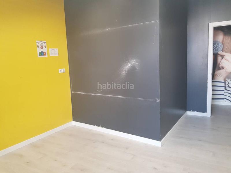 Foto e3fde7e2-67e2-4852-8d01-9cc186cd1578. Alquiler local comercial local en alquiler en San Pere Terrassa