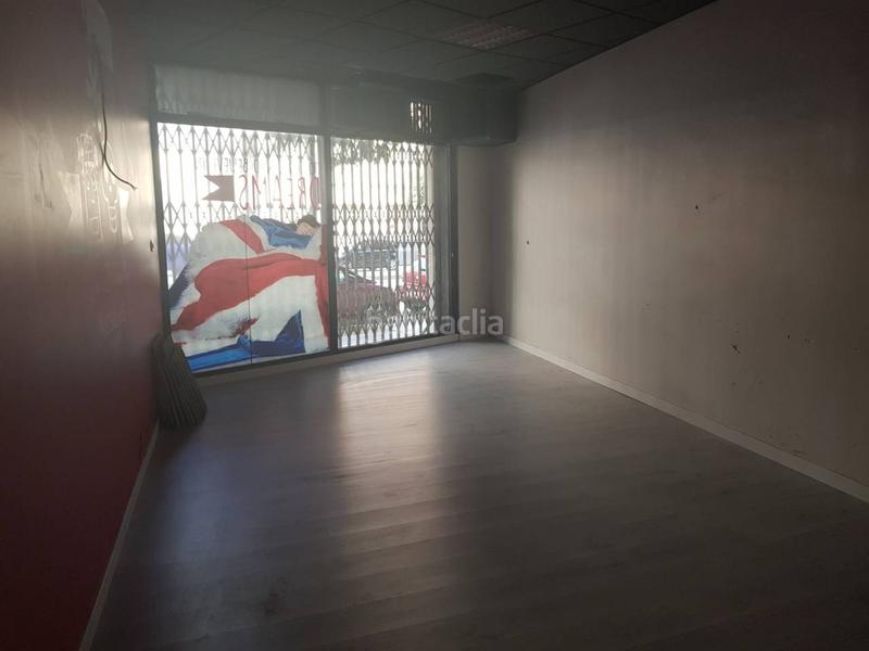 Foto 873b3c3e-4b97-4032-ae65-37fb238e1f36. Lloguer local comercial a San Pere Terrassa