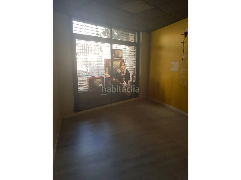 Foto eb1b553f-663c-48f7-b03a-e25816afcf0b. Lloguer local comercial a San Pere Terrassa