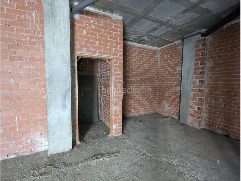 Foto f63f8ba6-987e-4219-93cf-6c7ae4d354ad. Local comercial local en venta en calle nàpols, en Barberà del Vallès