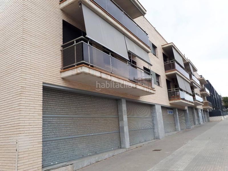 Foto 5a3afe38-de0b-44f4-bce9-7815cb004c7f. Local comercial  en venta en la calle lluis companys, . en Olesa de Montserrat