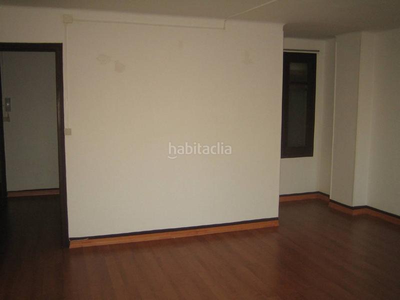 Foto 139bddaa-20a7-4475-a0c4-39d5b54ceebf. Alquiler oficina despacho en alquiler en Barri del Centre Terrassa