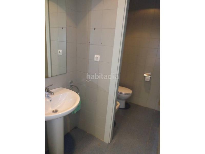 Foto 56a9843e-58c8-4d7f-bb27-e760947b9c04. Lloguer local comercial a Vallparadís - Antic Poble de Sant Pere Terrassa