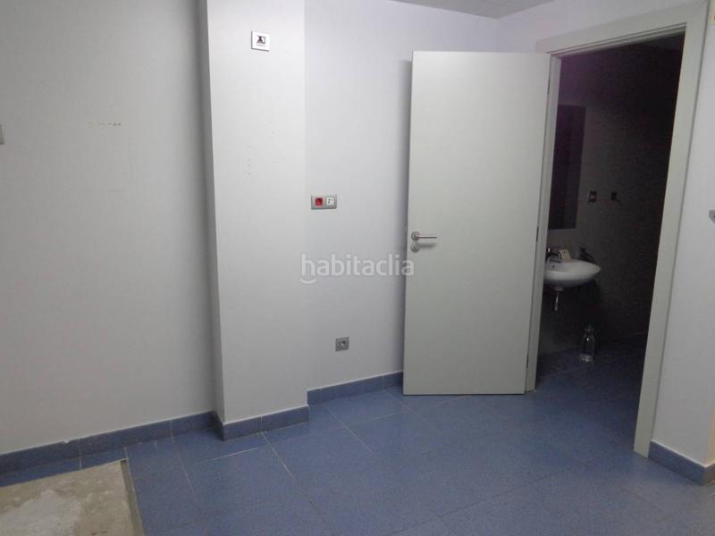 Foto 9df08c51-50d1-4e05-ab37-f9dc3bd966fb. Lloguer local comercial a Vallparadís - Antic Poble de Sant Pere Terrassa