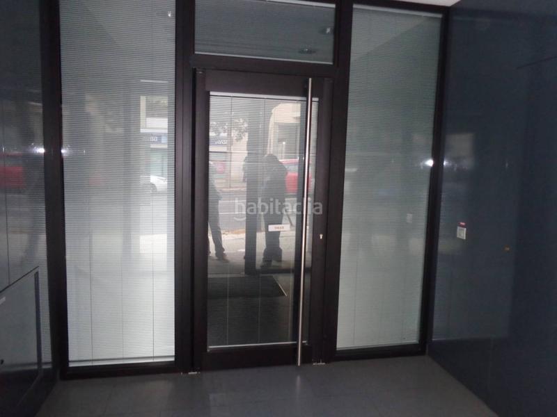 Foto ecb858ec-d044-4057-bdd9-582377516d3e. Lloguer local comercial a Vallparadís - Antic Poble de Sant Pere Terrassa