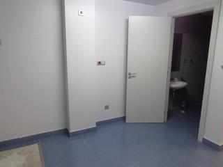 Location Local commercial  Carretera de castellar. Local comercial en alquiler en cementiri vell