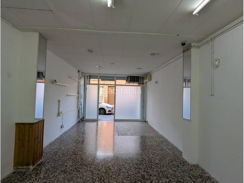 Foto 33dc417b-fb7e-444a-bceb-5655a302ce27. Alquiler local comercial diáfano, con dos salas en Terrassa