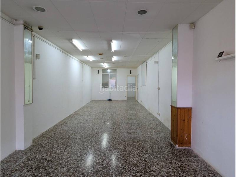 Foto ce6a0d57-e692-4a53-a55f-c709eaba77d6. Location local commercial dans Can Palet Terrassa