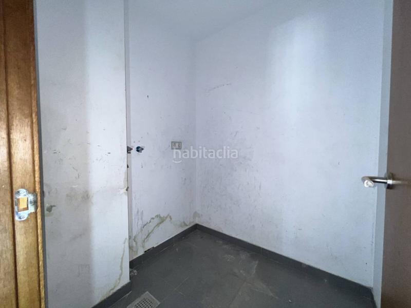 Foto c97460b6-0172-4ab0-a211-3d1298112fdf. Piso en venta dúplex con dos plazas de garaje incluidas, en zona escoles, en Terrassa