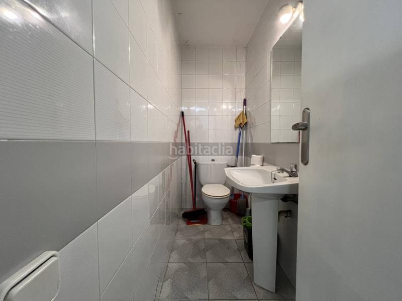 Foto 57d69f7a-1e3c-45c3-9546-ffeac55784eb. Rent business premise in Barri del Centre Terrassa