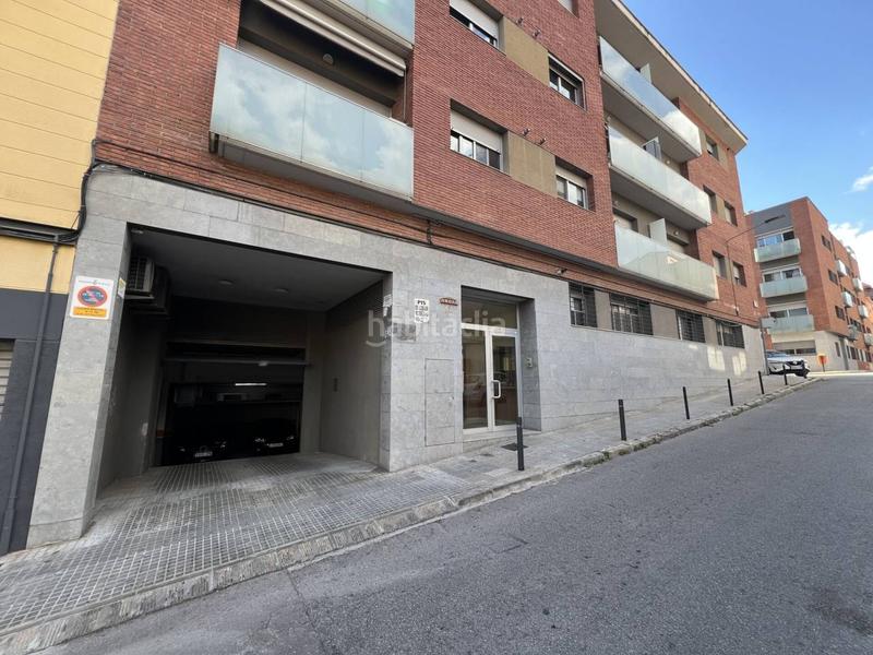 Foto 2d6be791-fa3e-4065-87eb-785dd54f65dc. Aparcament cotxe a lavoisier 57 a La Cogullada Terrassa