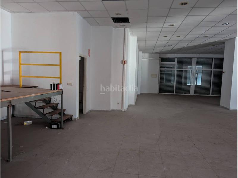 Foto 16434ceb-d292-49ac-9ba9-c8756c9b47ee. Local comercial local en venta en lluis muncunill, en Terrassa
