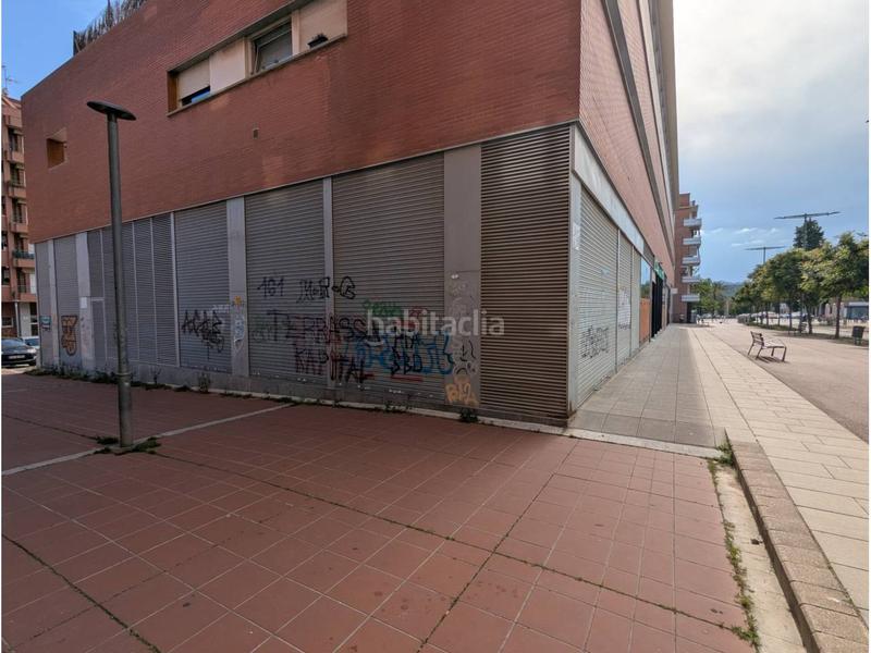 Foto daa2f5d8-f582-4234-97ba-ab507e43d879. Local comercial local en venta en lluis muncunill, en Terrassa