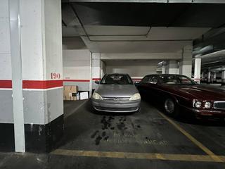 Parking coche  Baldrich. Para coche
