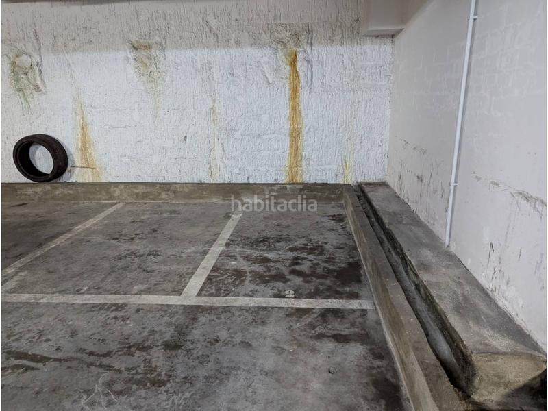 Foto 71fb1c6f-9a1f-43bc-ae3b-fda2bd5a23ac. Posto auto in Cementiri Vell Terrassa