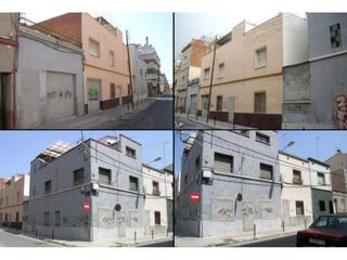 Terrain résidentiel  Girona. Solares en venta en terrassa